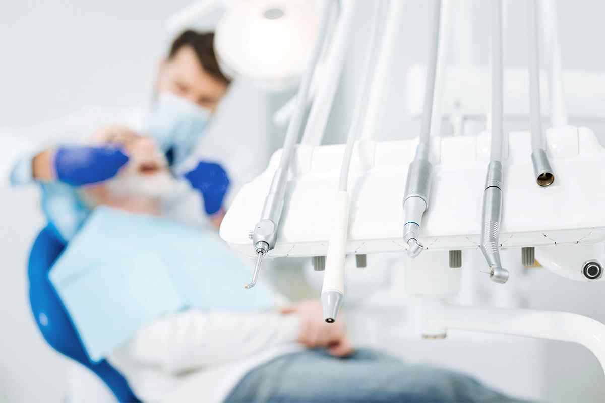 https://dentalimplantsnoida.com/wp-content/uploads/2020/01/home-services.jpg